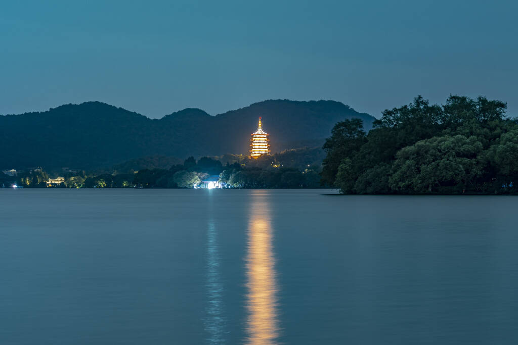杭州市政府的域名是什么